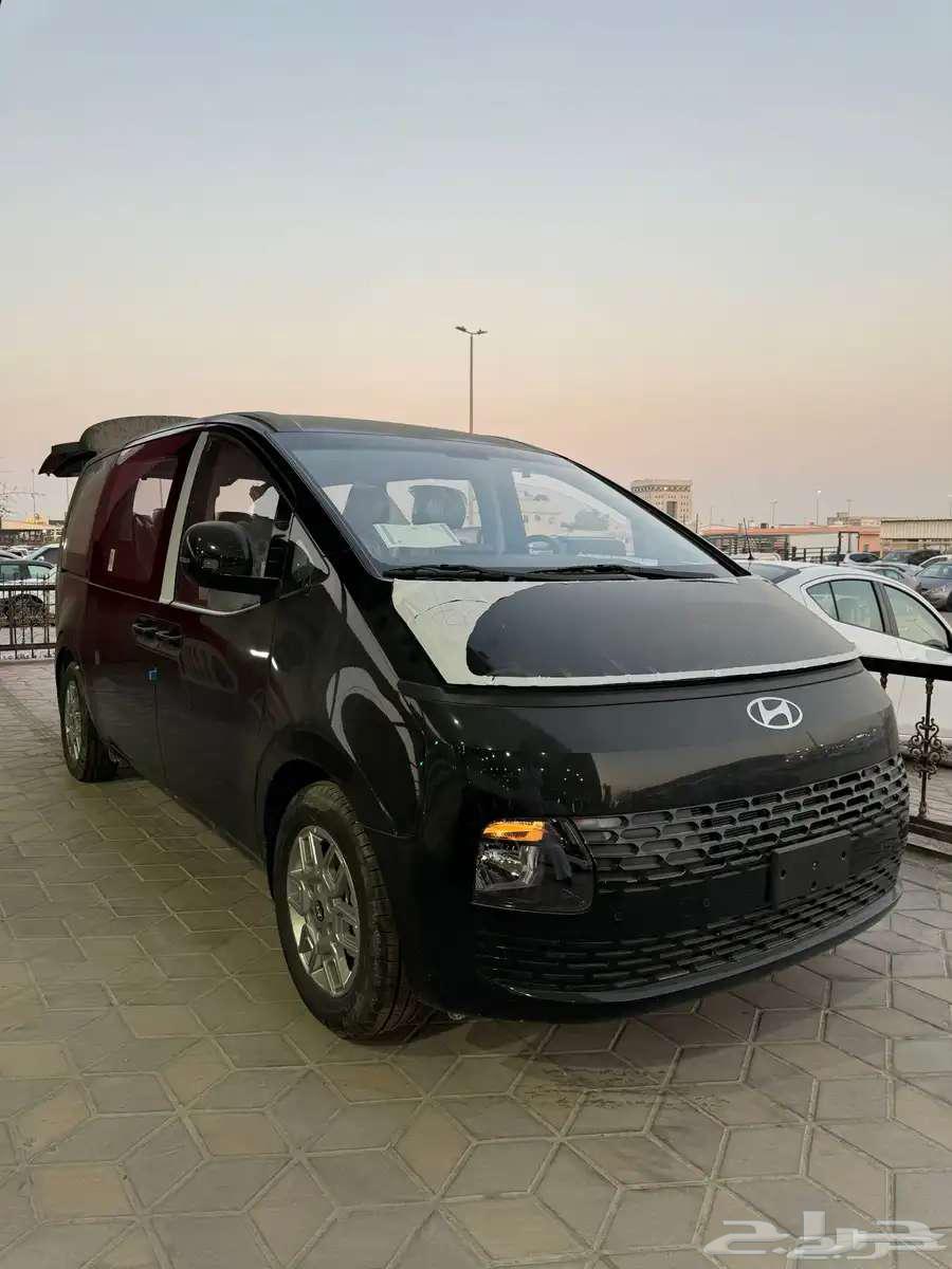 Hyundai Staria -- Hyundai STARIA 2025 Full63613934891393116