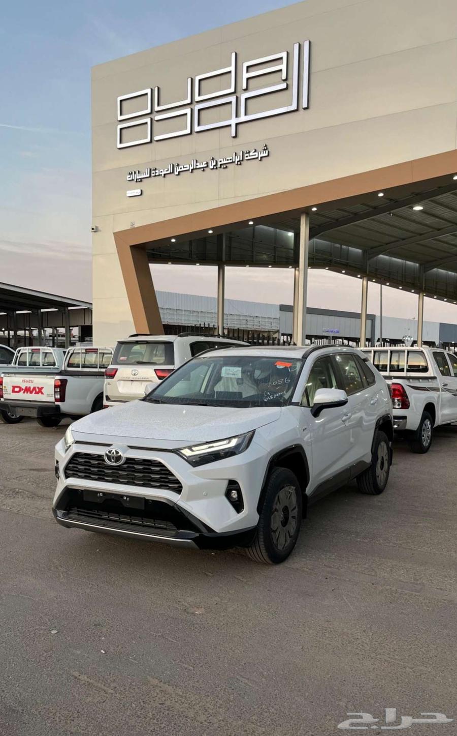 Toyota RAV4 XLE 202563613712664834111
