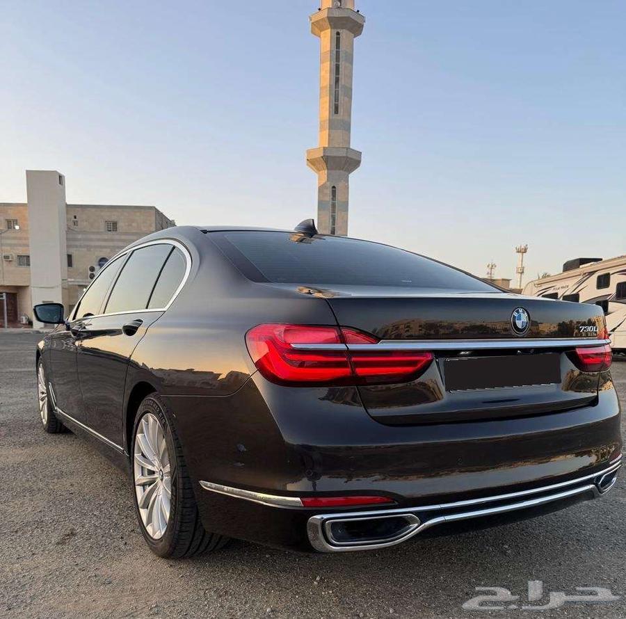 BMW 730 2018 Model (Storage)63613970472579114