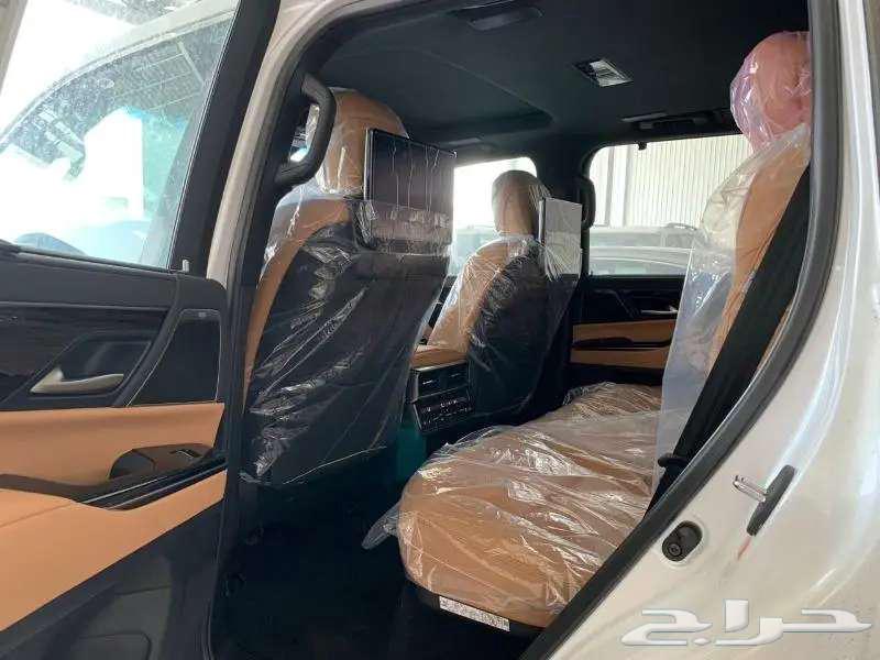 لكزس LX600 BB موديل 2024 - خليجي - أبيض جملي63614184009986114