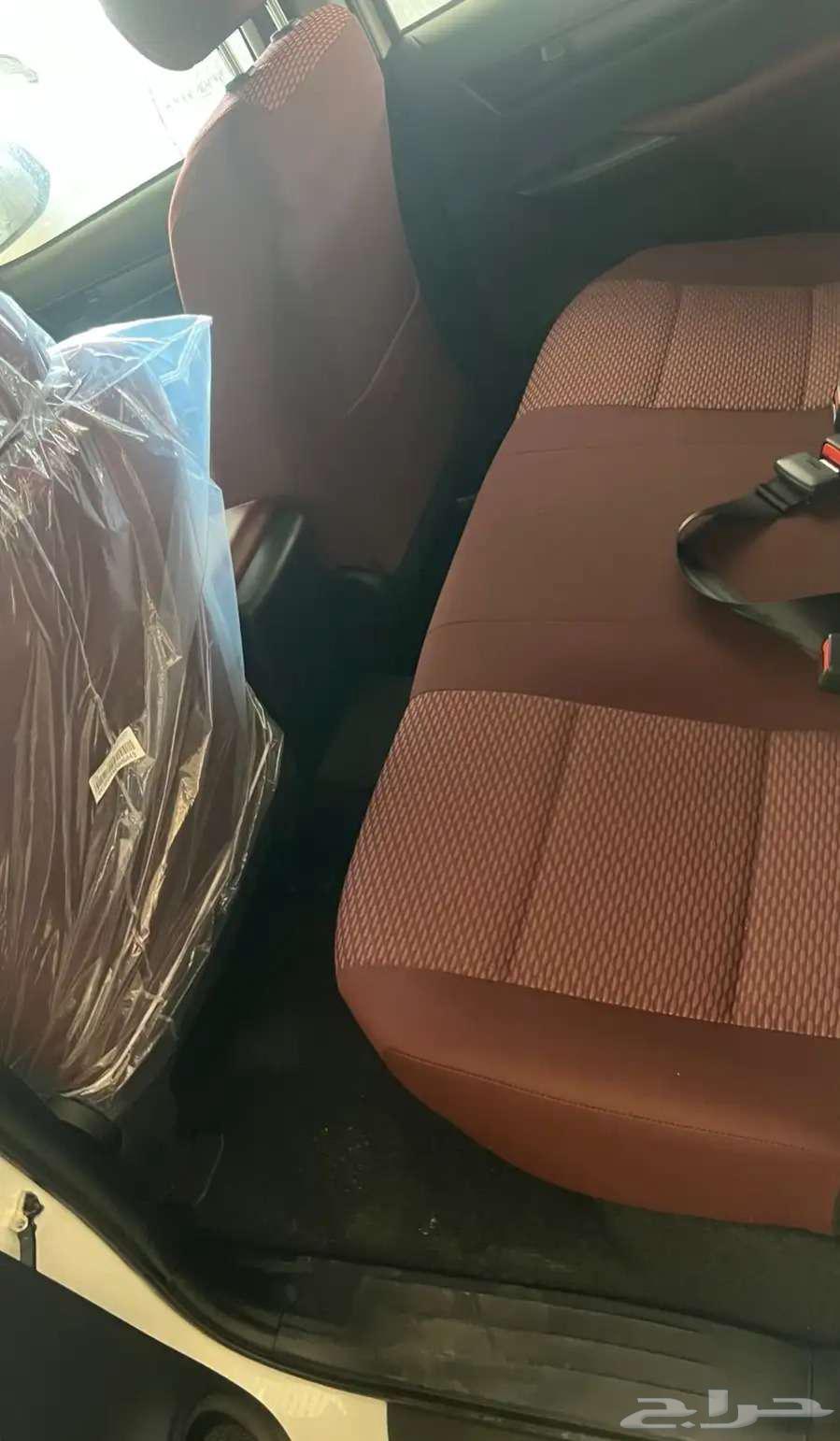 تويوتا هايلوكس GLS غمارتين اوتوماتيك بنزين بريمي 202563614165721347114