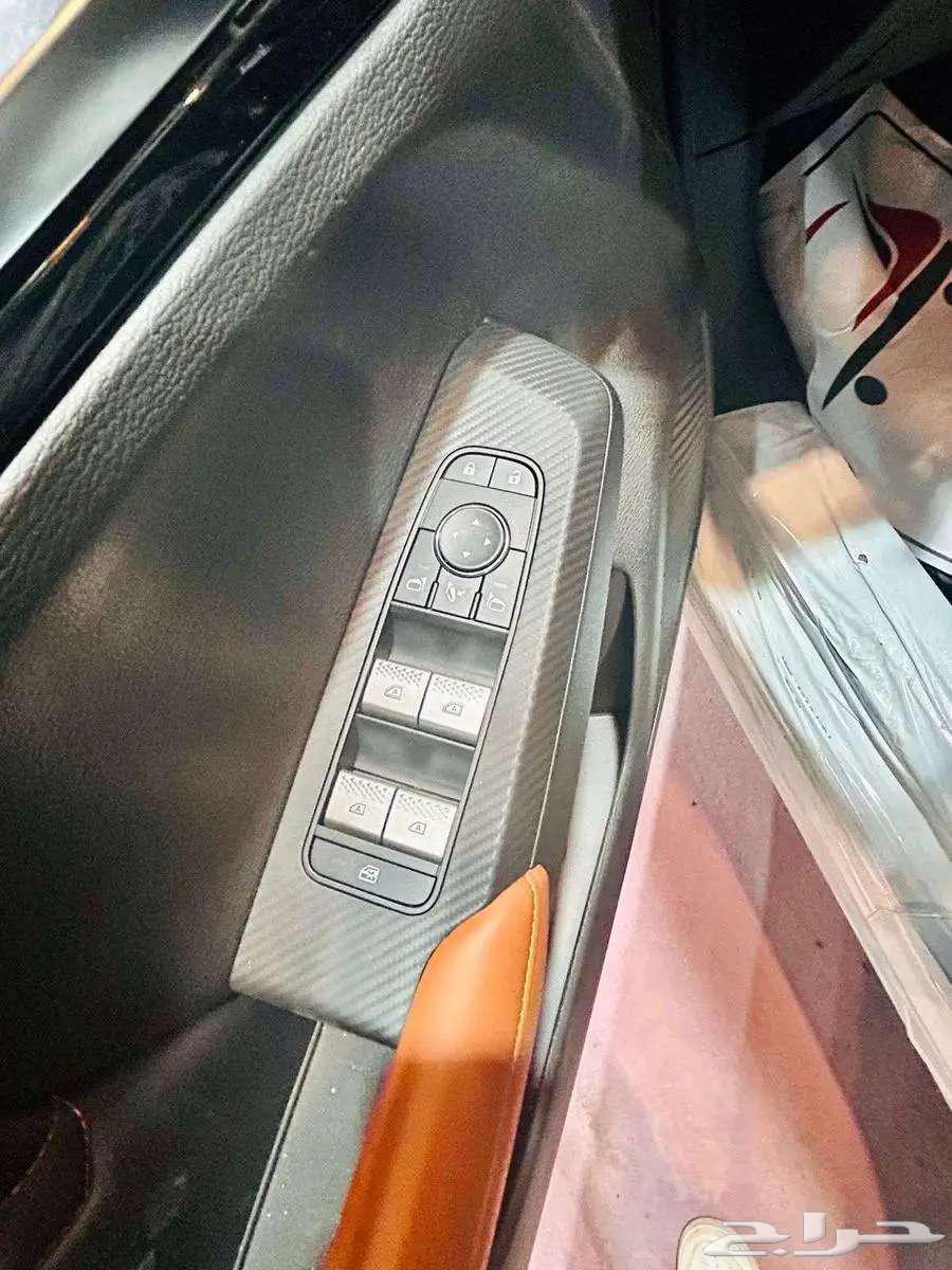 Mitsubishi Outlander 2025 (Installments available through all banks)63614164908547112