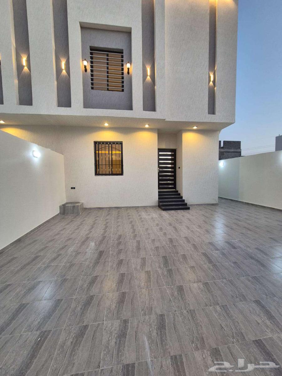 فلل للبيع ع الكود السعودي مع حوش كبير63370103750275111