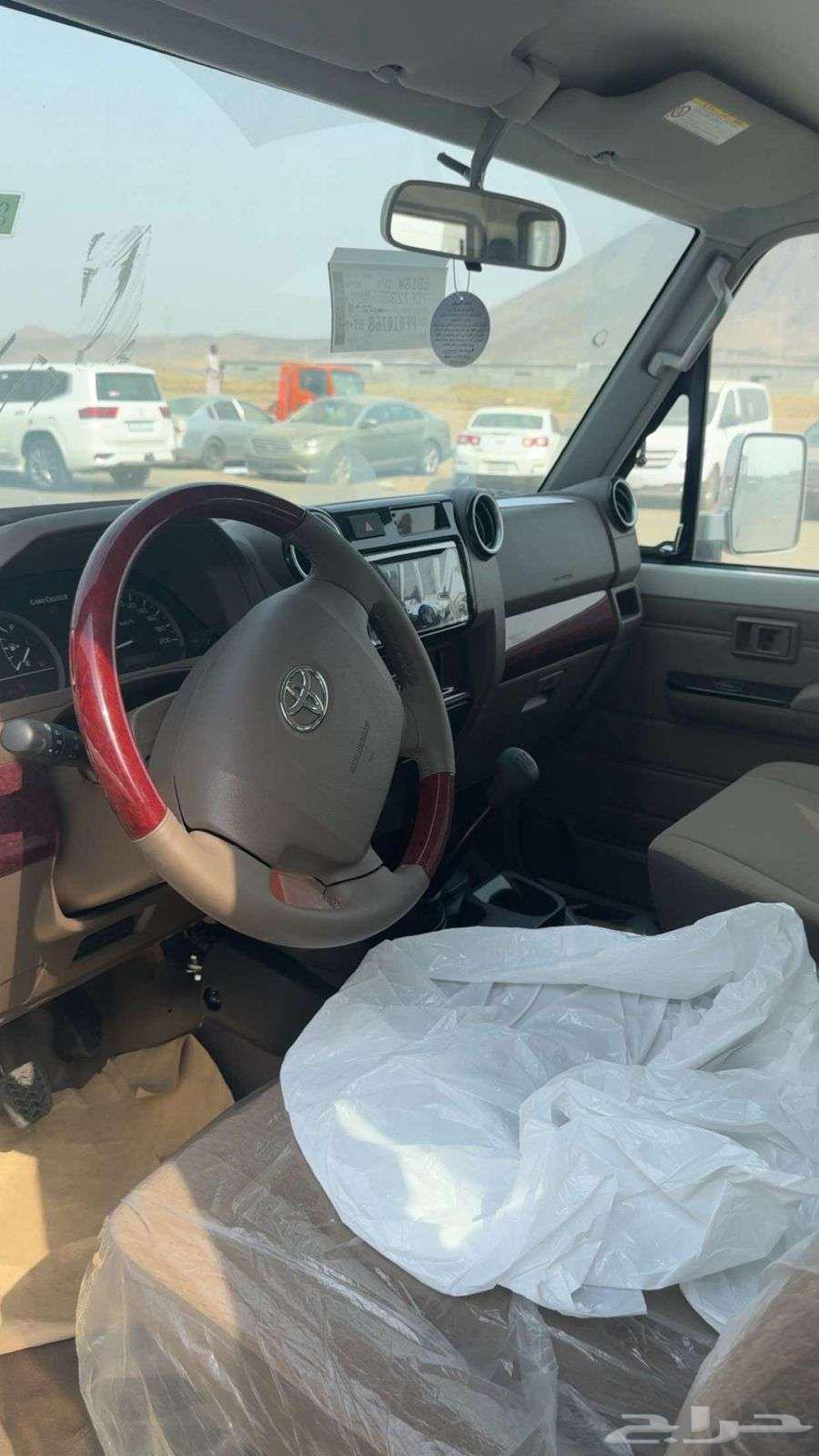 تويوتا ربع سلق 2023 ستاندر63614184121602112