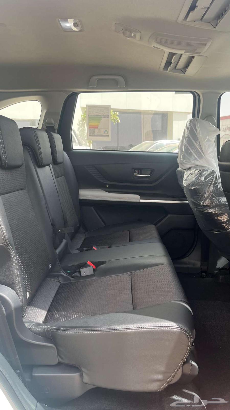Toyota Veloz63614167461123113