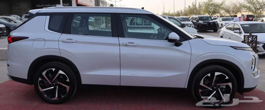 Mitsubishi Outlander 2025 Half Full and Full Full (Installments from all banks)63614170895618113