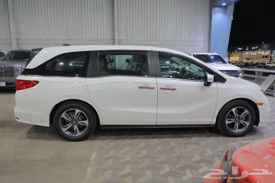 Honda Odyssey Full Option Sunroof Leather 6 Cylinder Model 201963614348009602114
