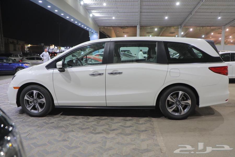 Honda Odyssey Full Option Sunroof Leather 6 Cylinder Model 201963614348009602113