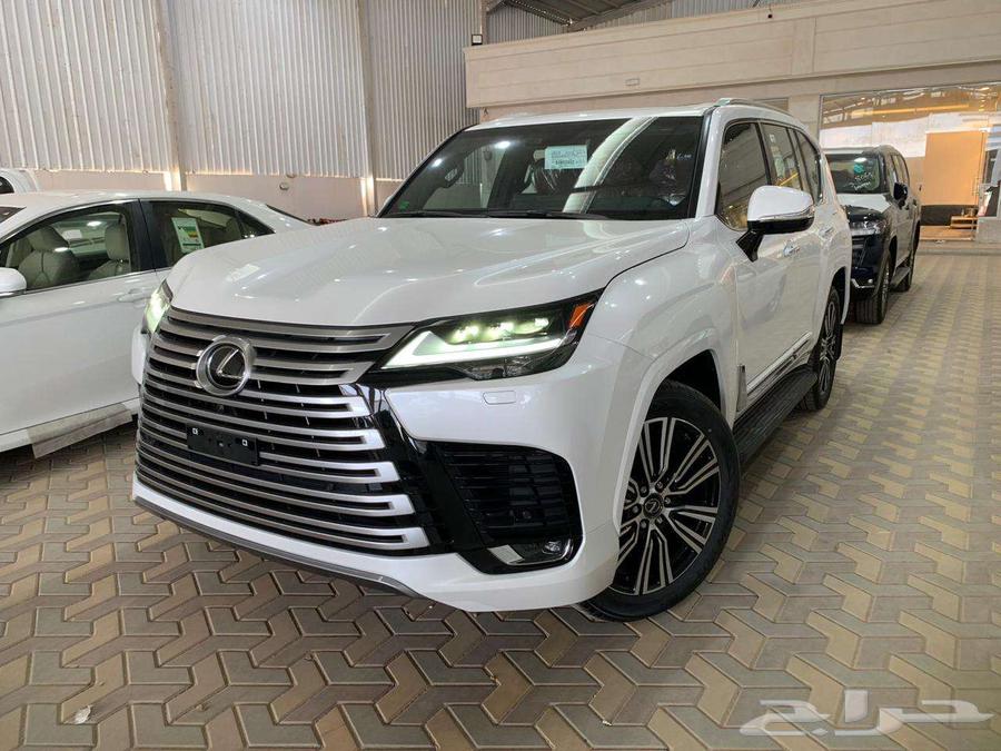 لكزس LX600 BB موديل 2024 - خليجي - أبيض جملي63614184009986111