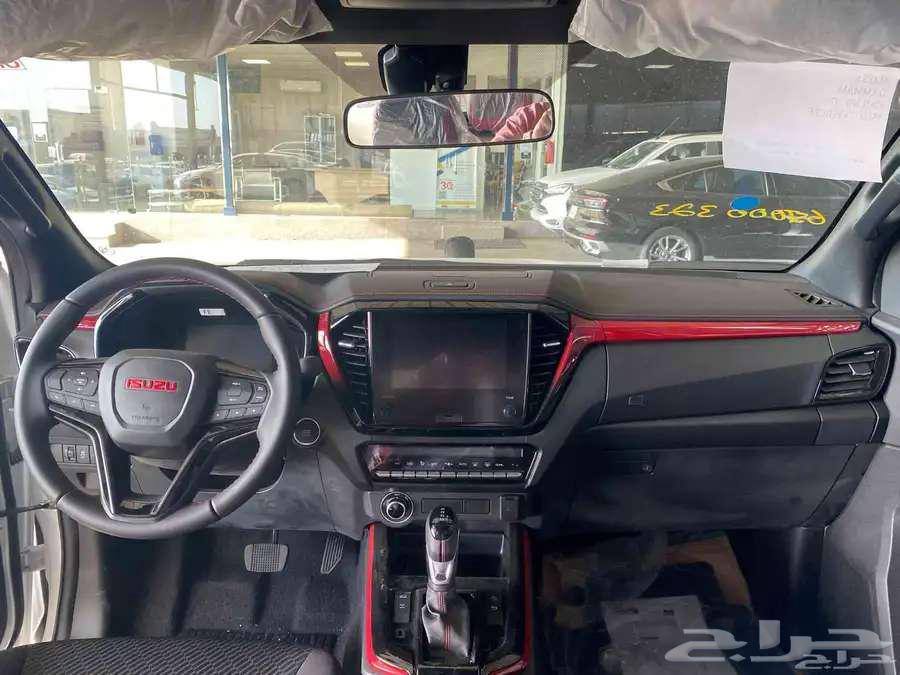 ايسوزو ديماكس غمارتين 2025 فئة GT63614166598019112