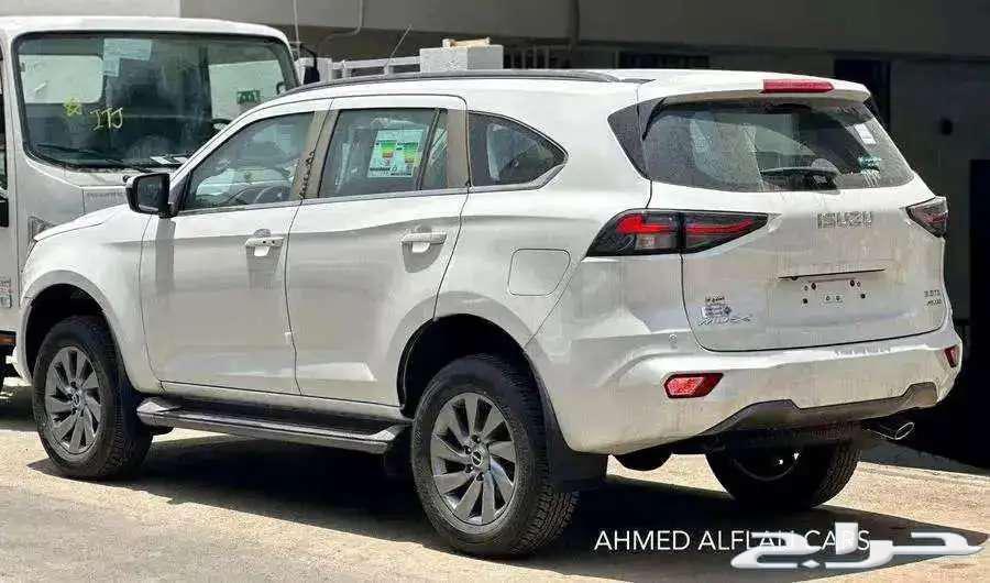 Isuzu MUX Full Option 2024 Lowest Price Free Insulation63614880412547111