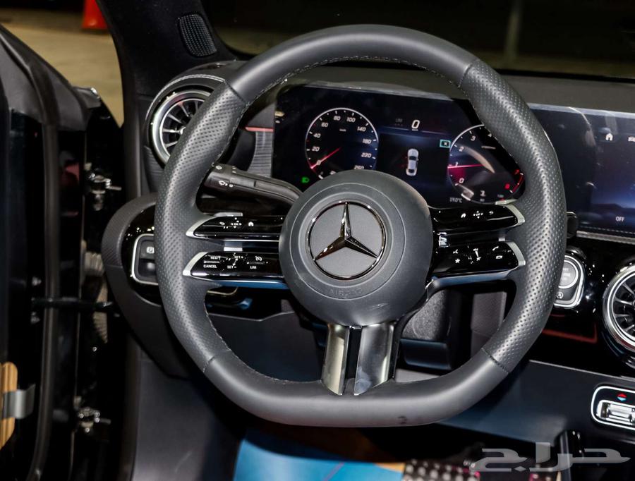Mercedes- CLA 200 - 2025 - For Sale (Cash - Banks)63614735140225114