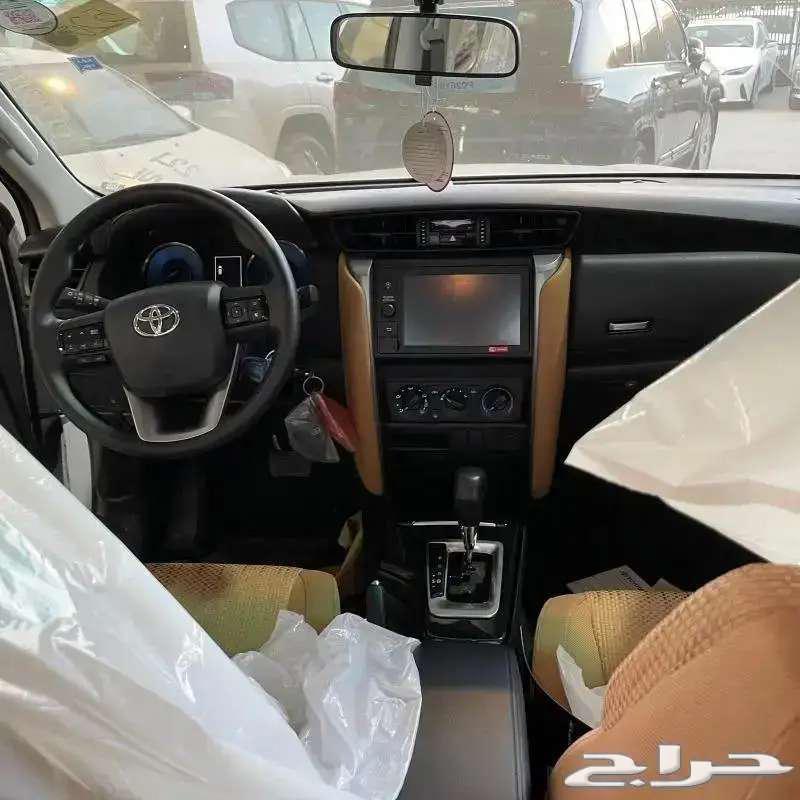 Toyota Fortuner63614909647747111