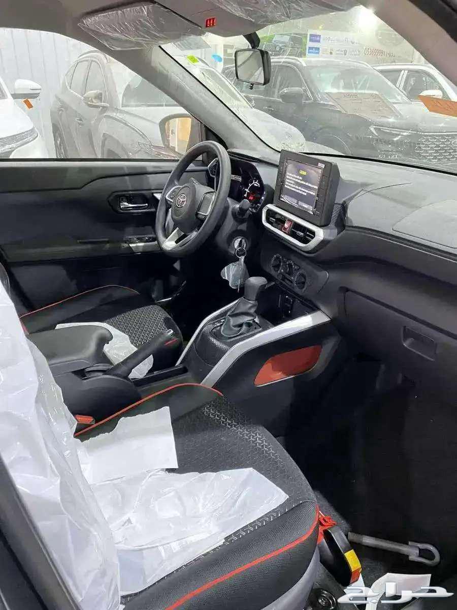Toyota Raize STD M 1200 Model 202463614910412675113