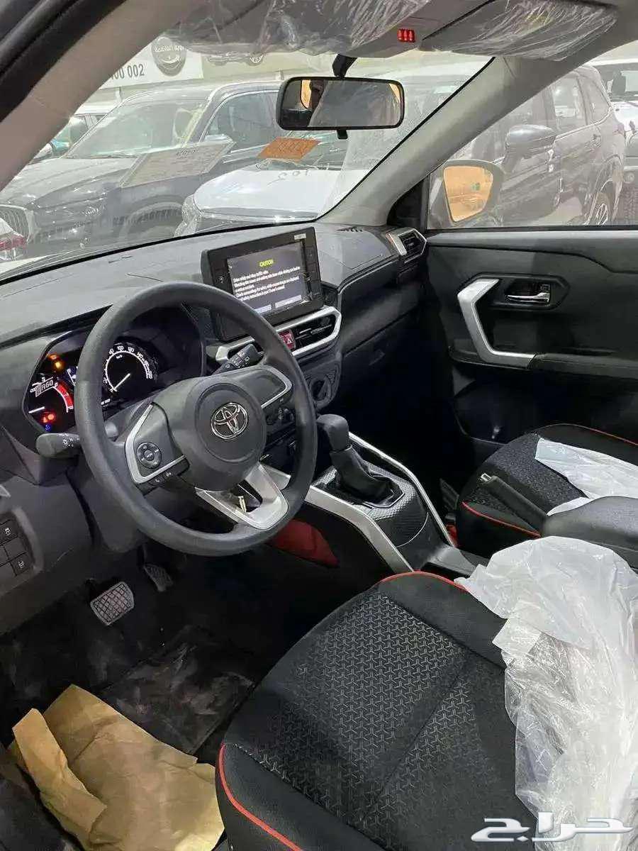 Toyota Raize STD M 1200 Model 202463614910412675111