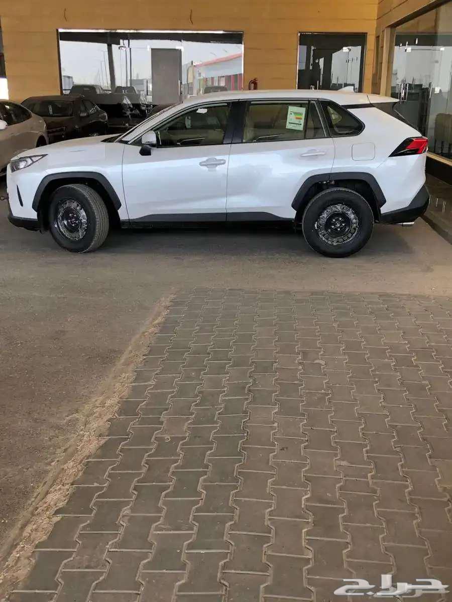 RAV4 Standard Double 2.5 Gasoline Premium 2024 on Installment 1680 at Al-Hasan63614911104001111