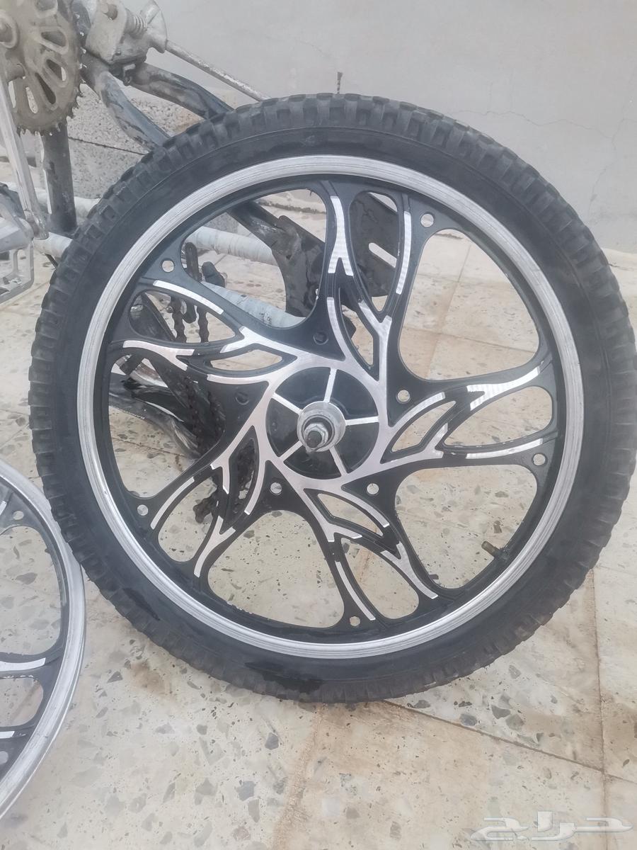 Three bicycles for sale63347407986051111