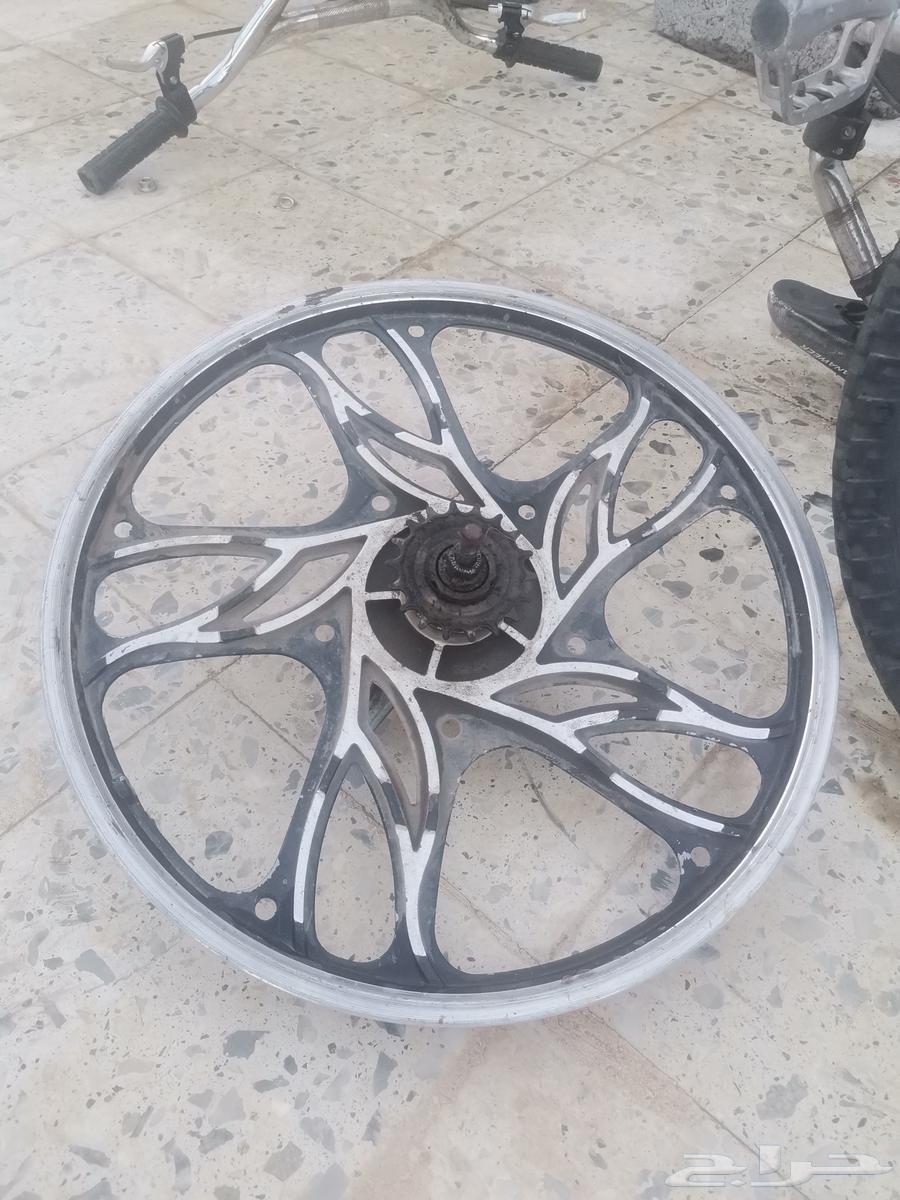 Three bicycles for sale63347407986051110