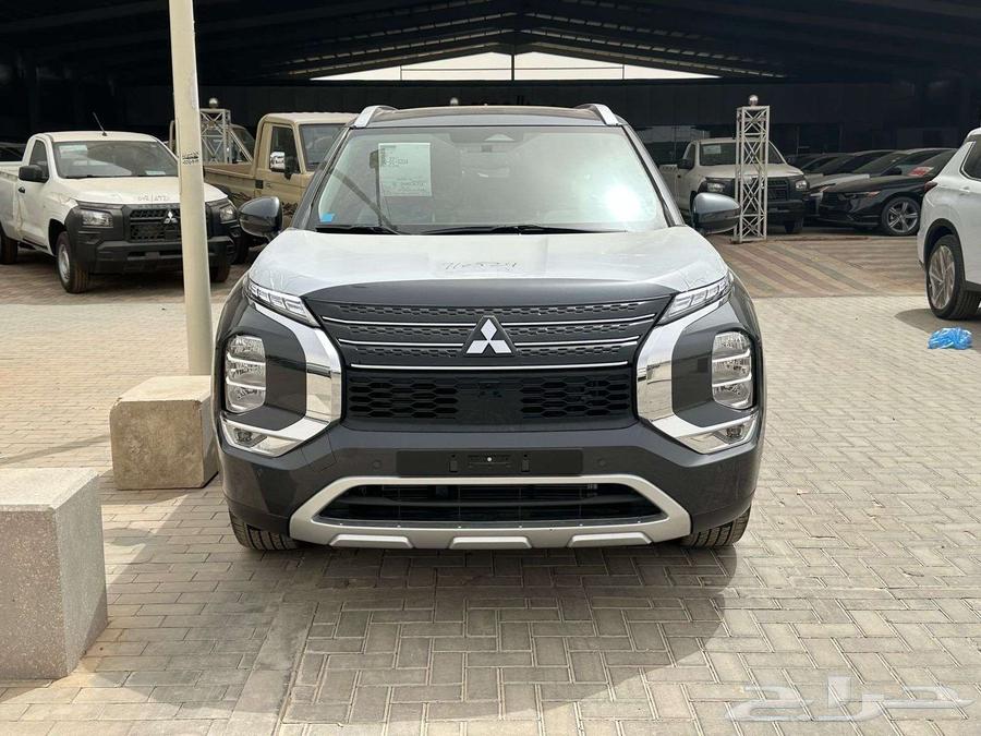افضل الاسعار ميتسوبيشي اوتلاندر نص فل 2025 عازل حراري مجانا63615359635458114