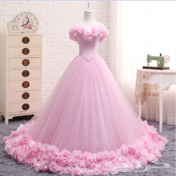 I wore the dress only once.63343268479491110
