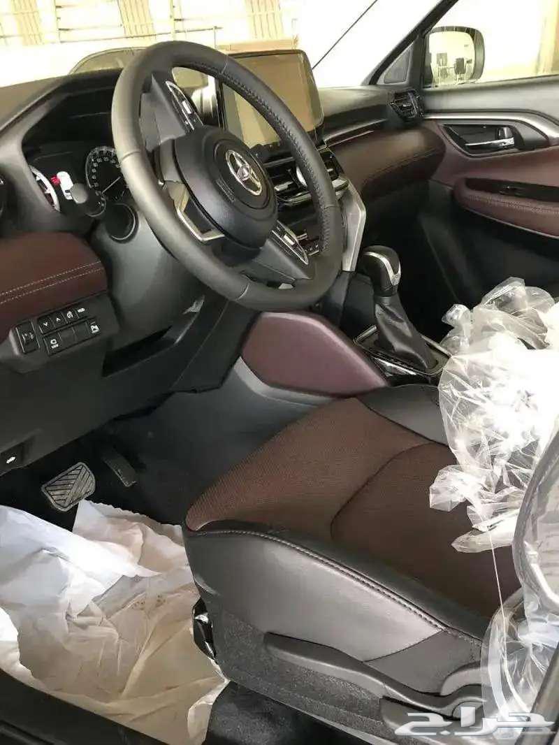 Toyota Urban GL Cruiser Gray 202563615536362371112