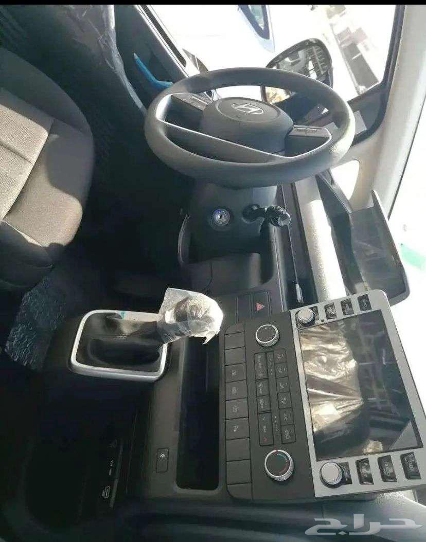 هونداي ستاريا 9 راكب بنزين اتوماتيك 202563615525430785112