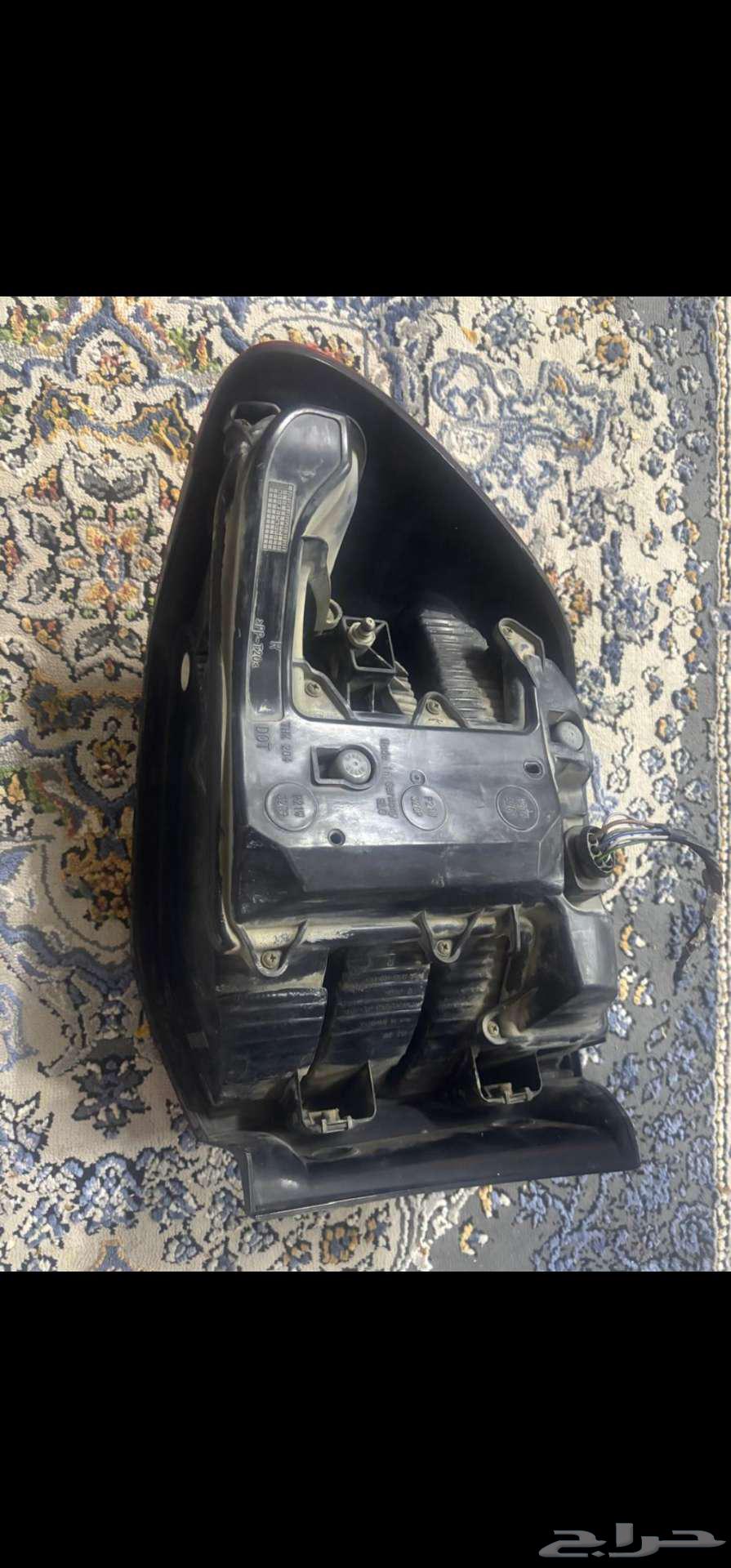 Porsche Cayenne rear right fender 2008 model 250 SAR original63615692536579113