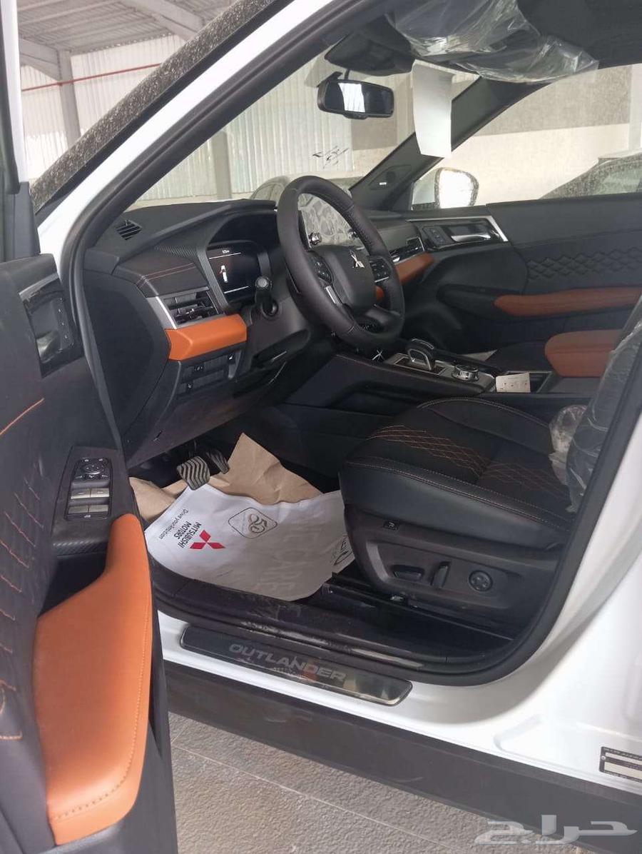Mitsubishi Outlander Full Option 202563615525503491113