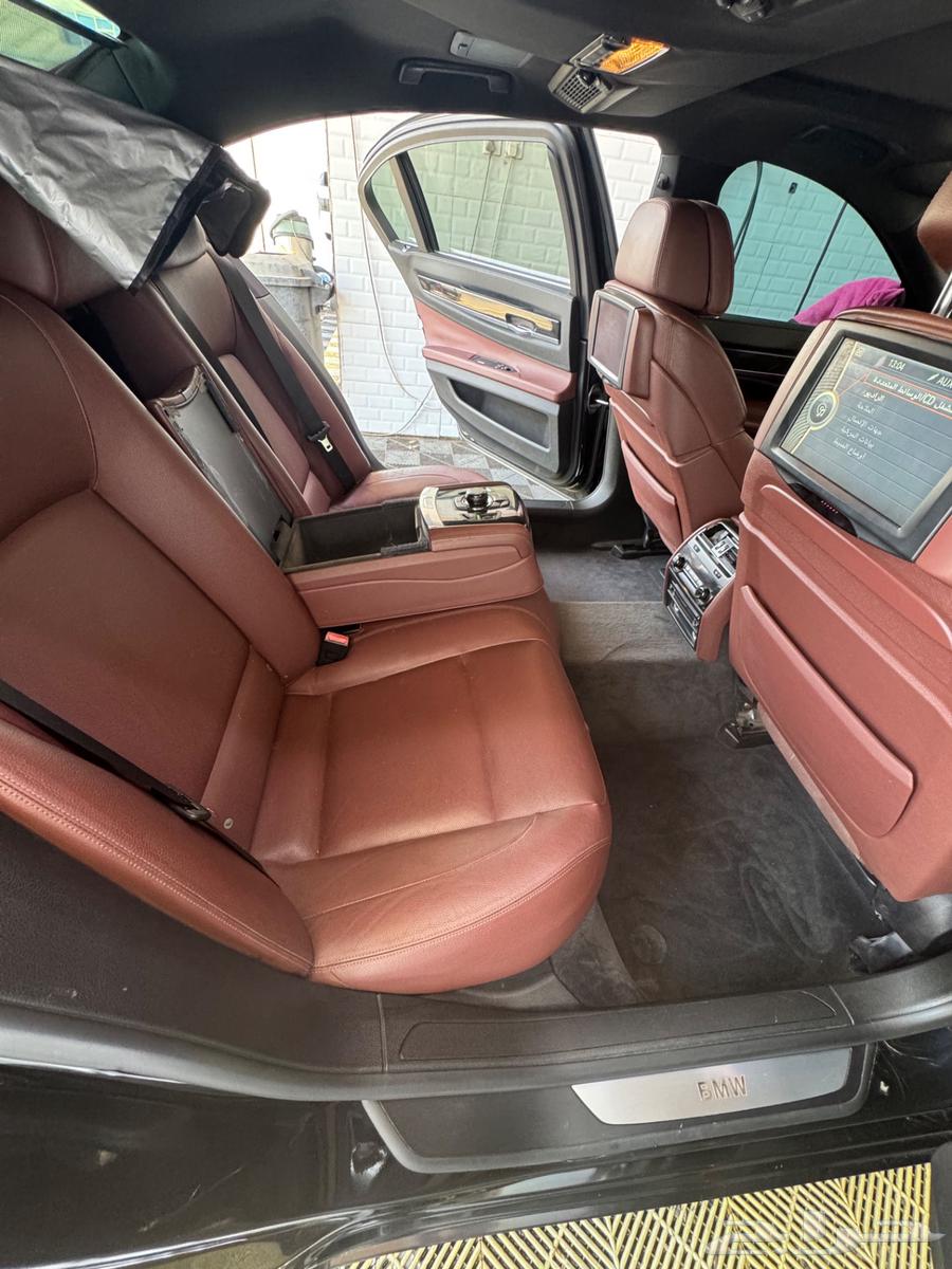 BMW 74063615383863298113