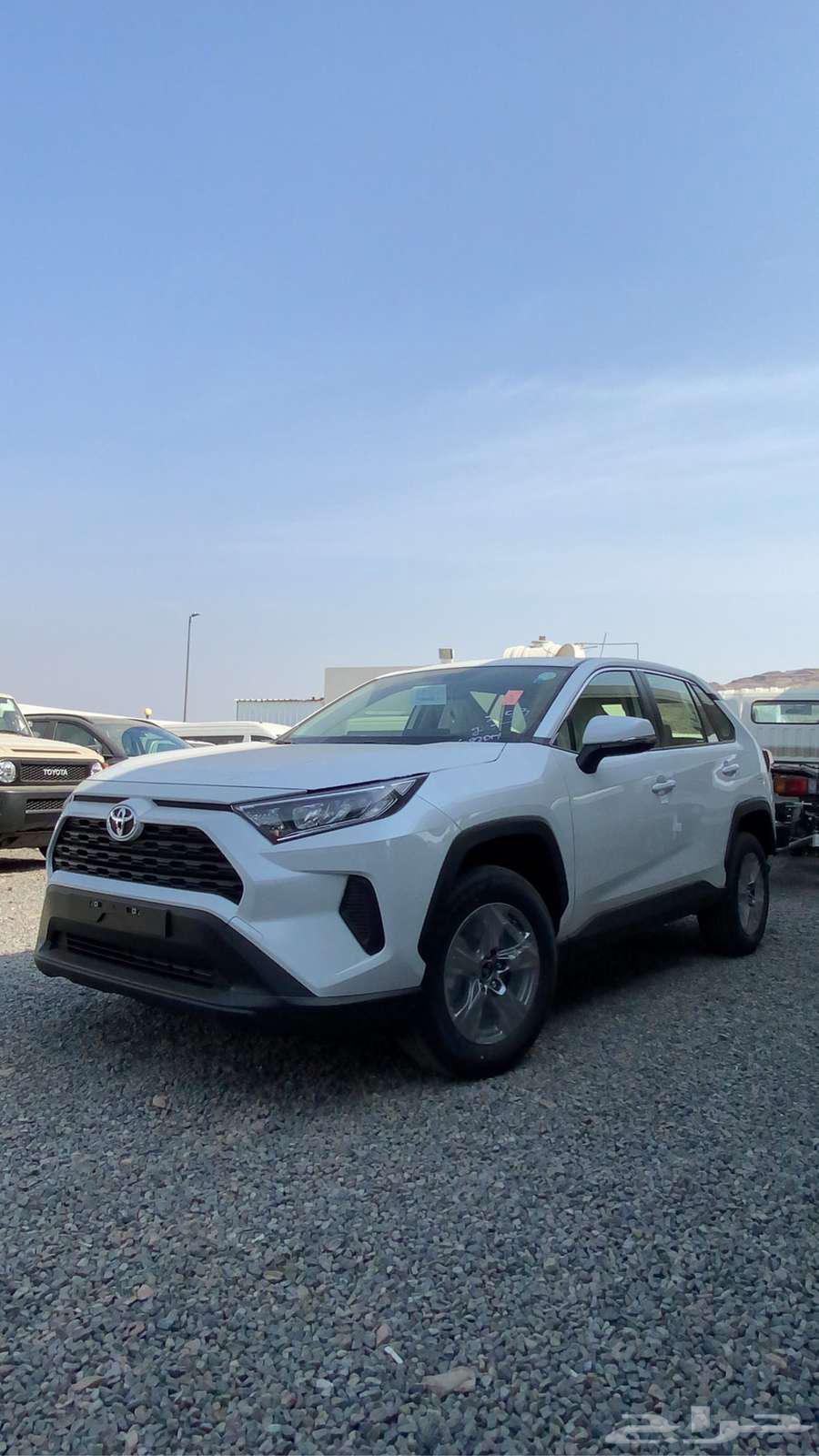 Toyota RAV4 LE Gasoline 2025 Cash and Financing63615358385667111