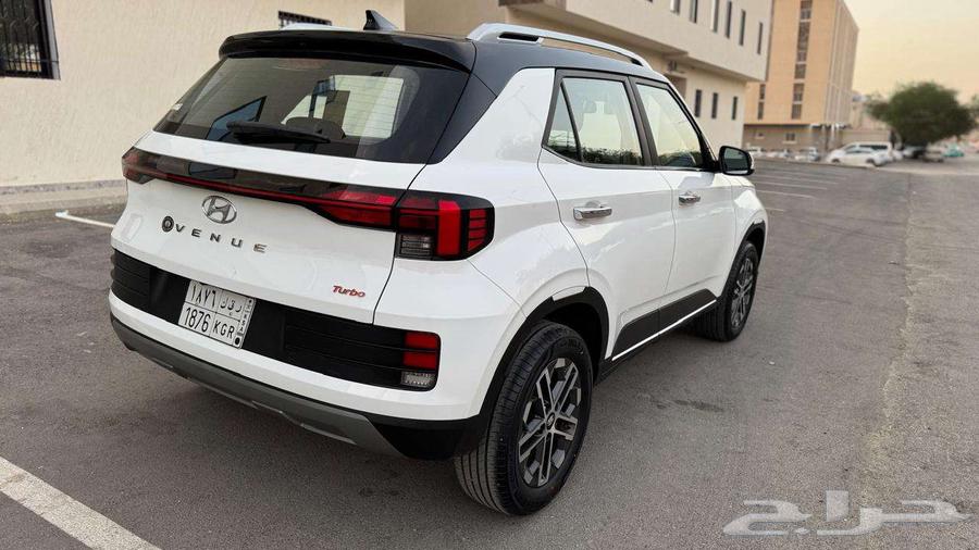 HYUNDAI VENUE TURBO 1000cc (PREMIUM)   202363615534382593112