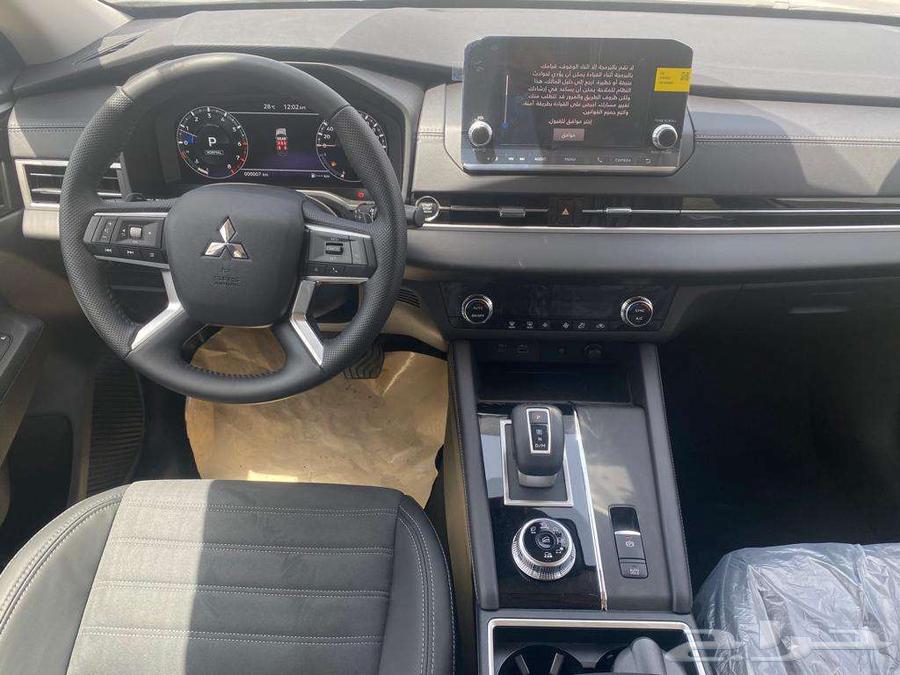 Mitsubishi Outlander Half Full and Premium Saudi 202563615535283074114