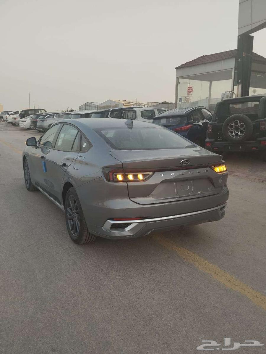 فورد تورس ترند نص فل 2025 صيانة مجانية63616151749251113