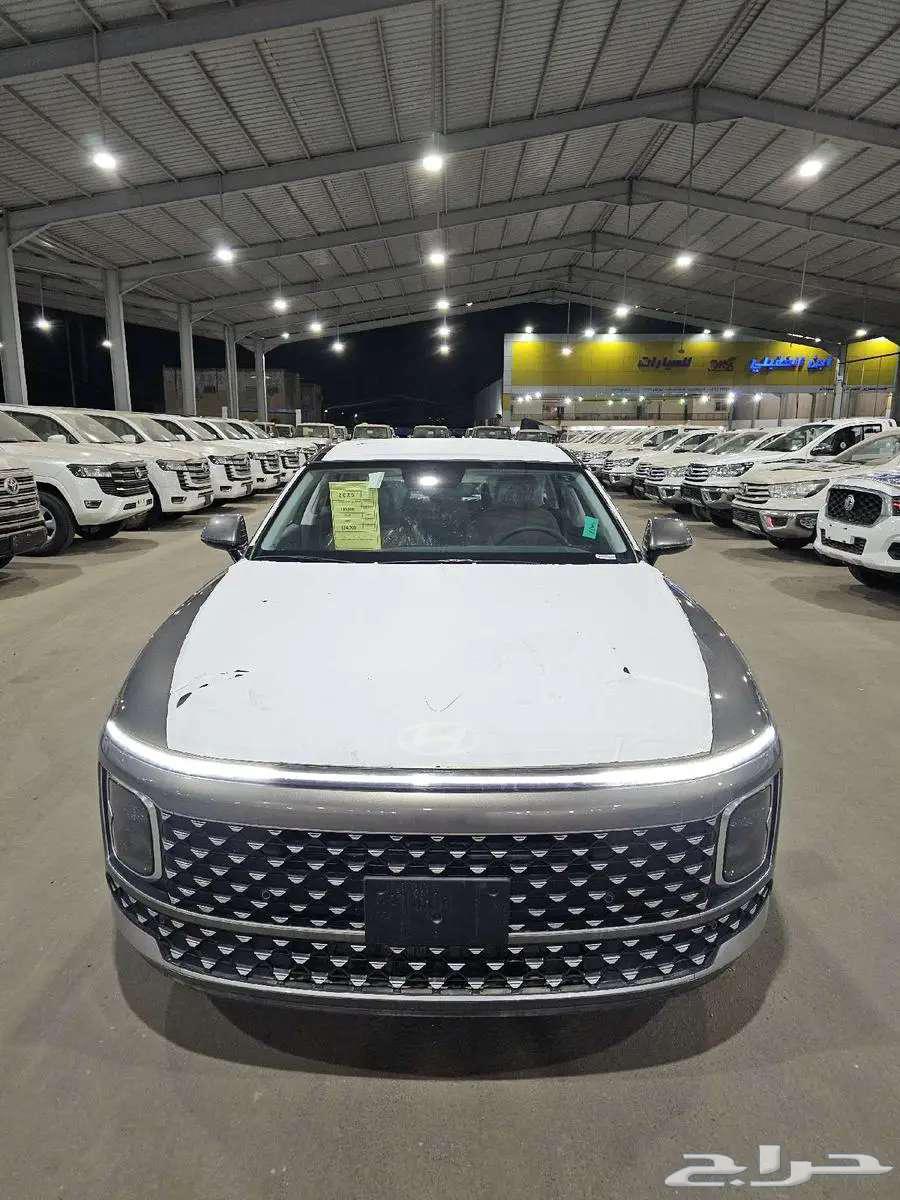 Hyundai Azera Classic 2025 Cash and Bank63615847342721111