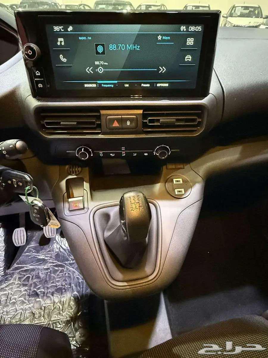 Peugeot Partner 2025 Goods63615984848513111