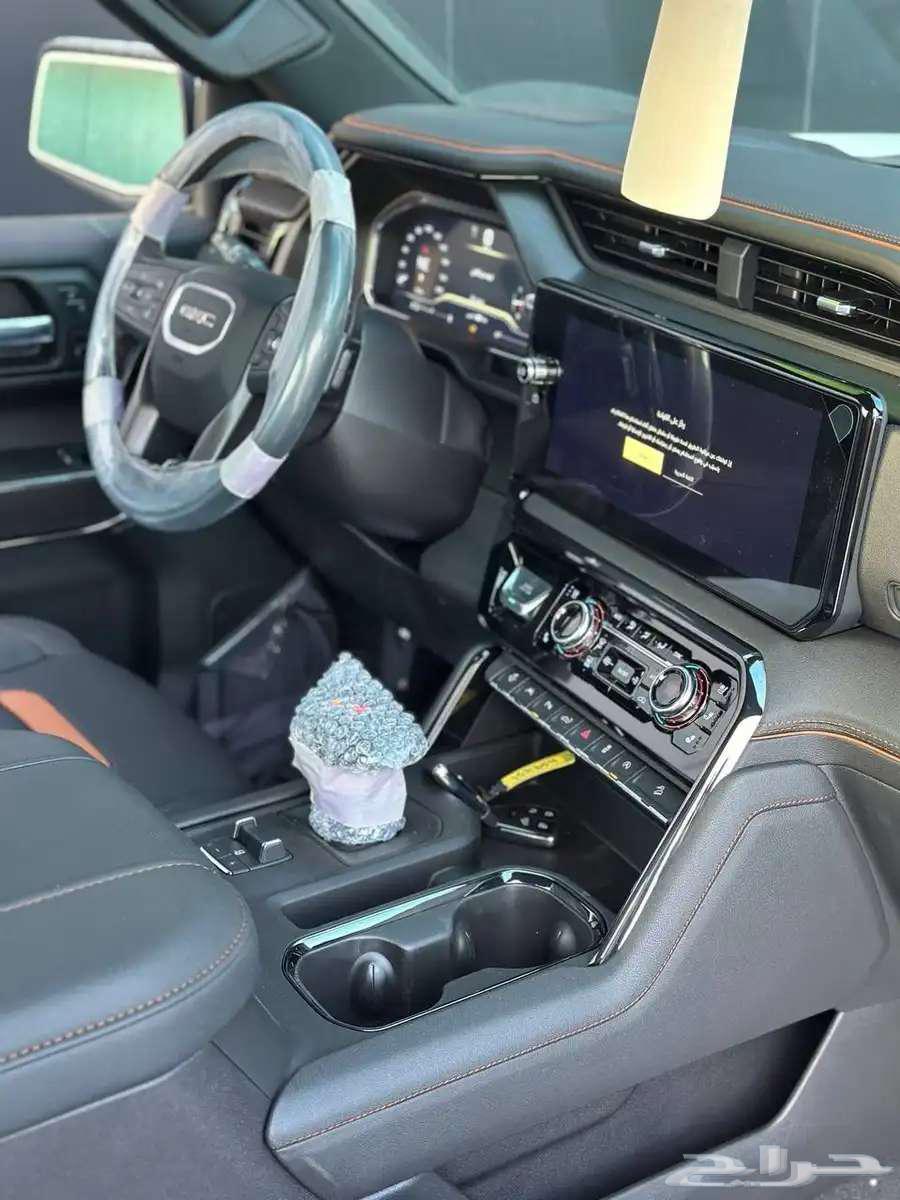 GMC Sierra AT4 Al-Jameel 2025 Black Color63615987847939112