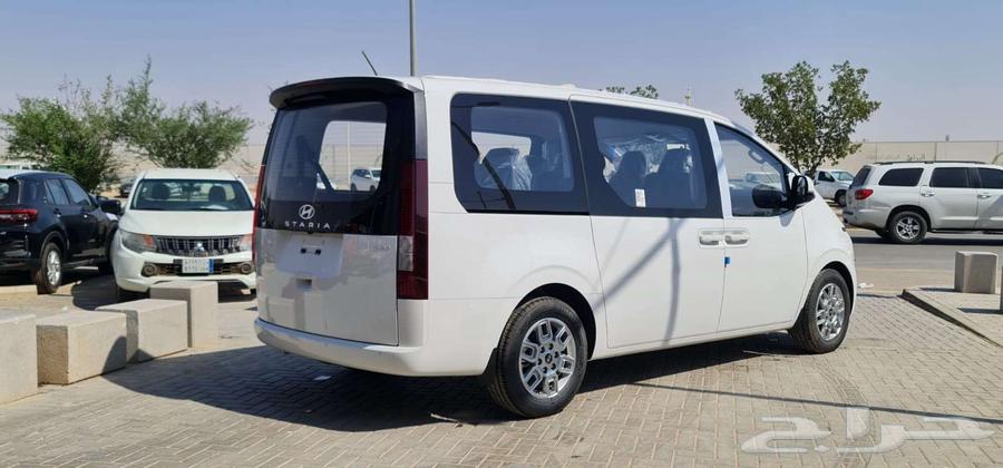 Hyundai Staria 9-Seater Diesel Automatic 202563615986206979113