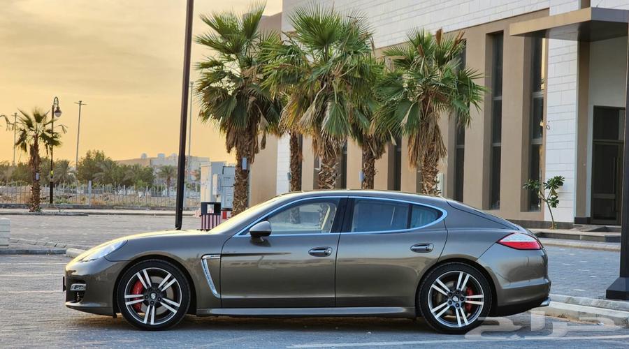 Porsche Panamera Turbo 201063615989553153113