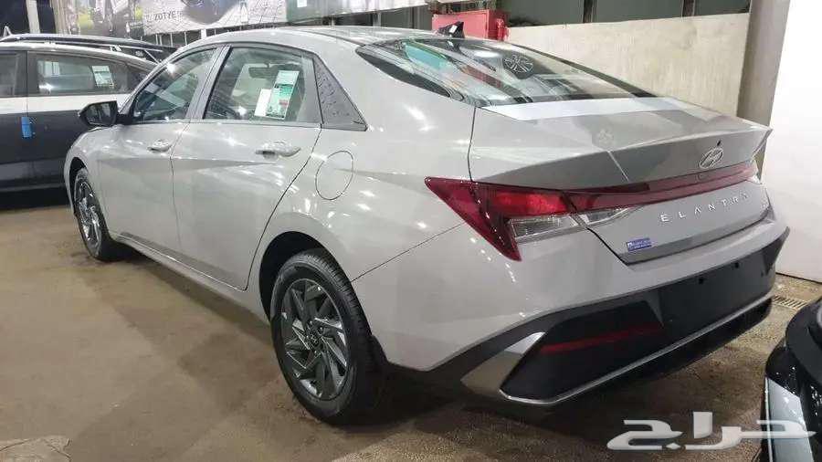 Hyundai Elantra 2.0 Smart Korean63615852566913114