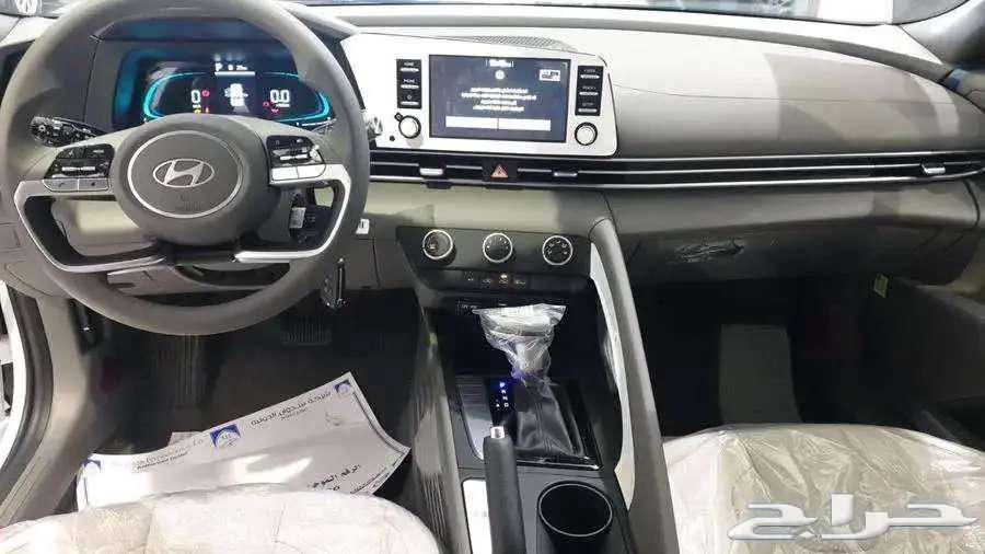 Hyundai Elantra 2.0 Smart Korean63615852566913113