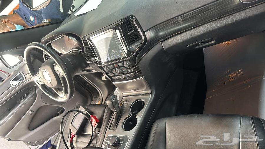 Jeep grand63615971477763114