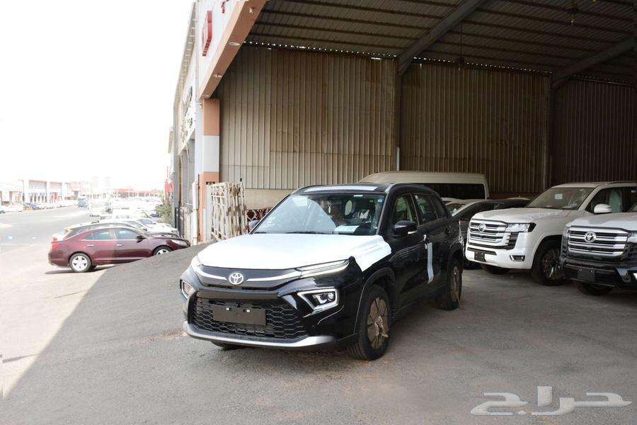 Toyota Urban 2025 GLX Full Option Cash & Installment63615845428354111