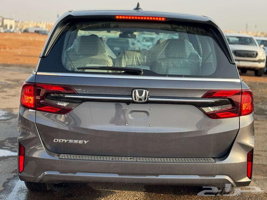 هوندا اوديسي LX موديل 2025 - اللون - ابيض - - رمادي63616149265025113