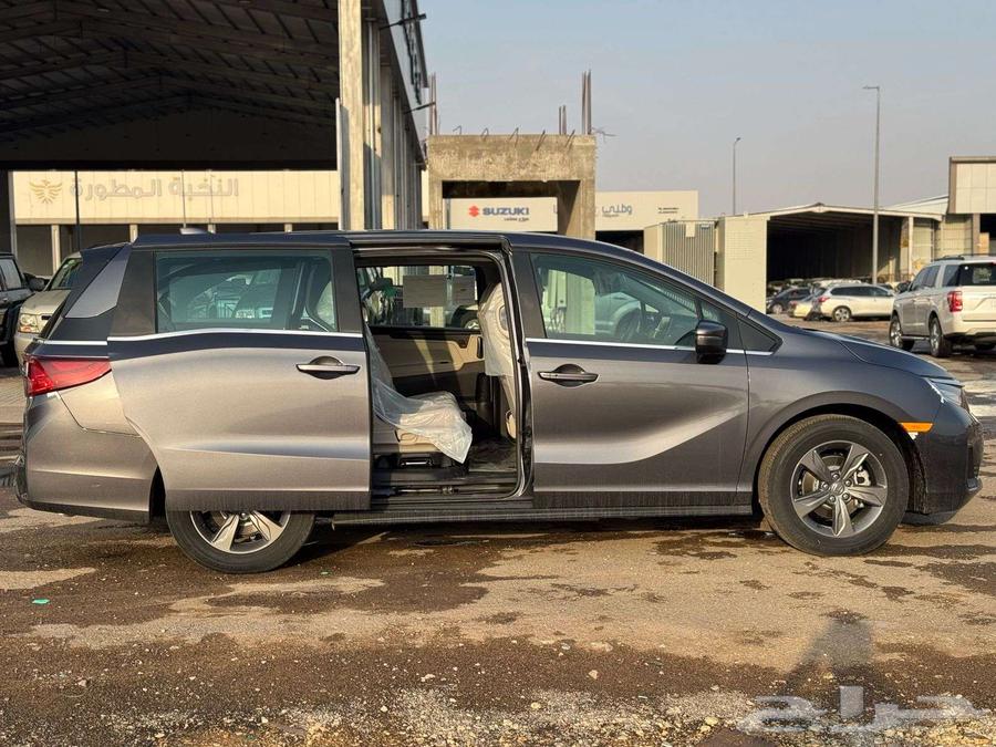 هوندا اوديسي LX موديل 2025 - اللون - ابيض - - رمادي63616149265025114