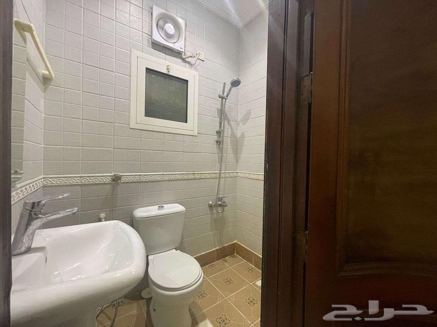 استديو مؤثث للايجار الشهري-سنوي جدة حي الحمراء62995398446466112