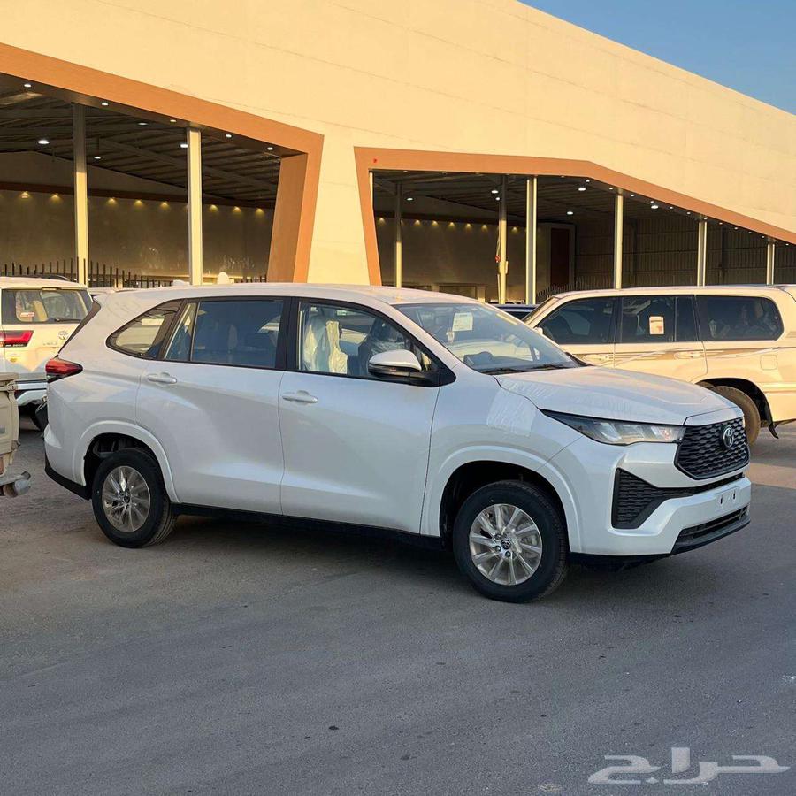 تويوتا انوفا بنزين كاش -اقساط63615825308931114