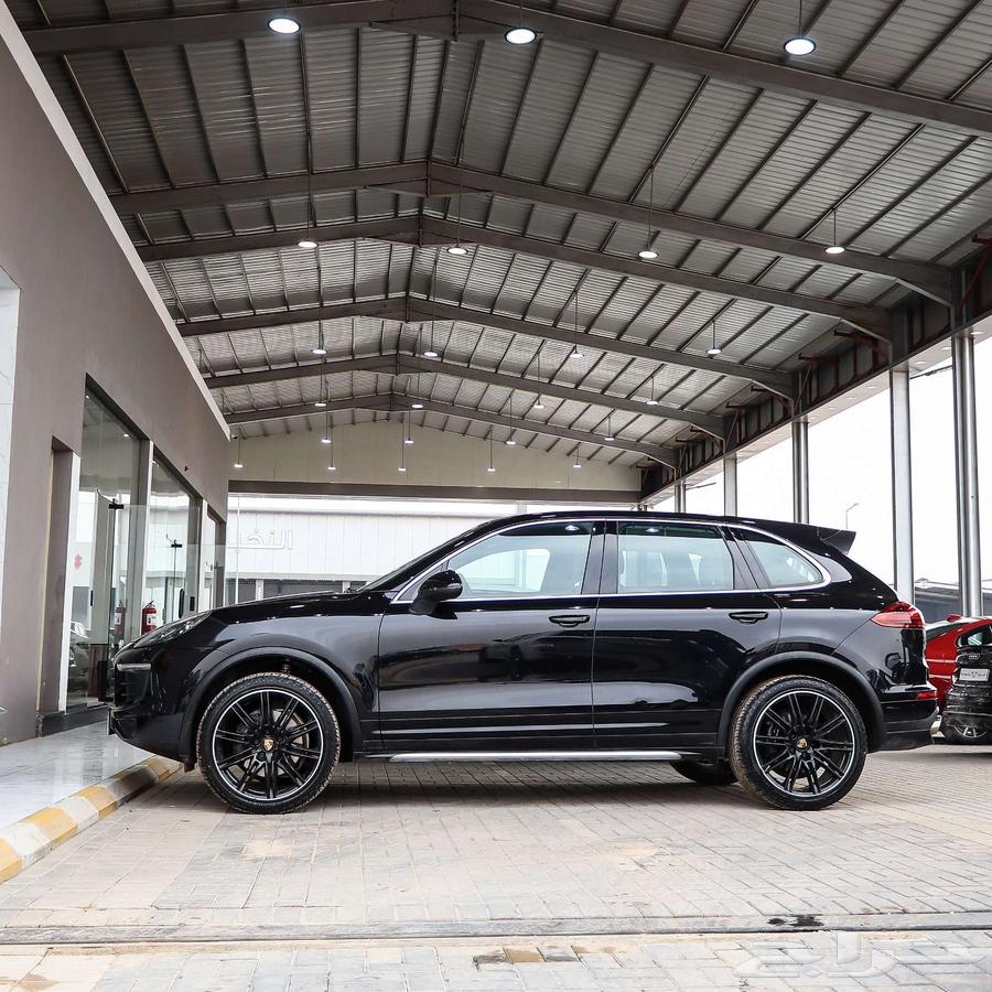 Porsche Cayenne 2016 Model63615839706626113