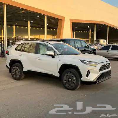 RAV4 Gasoline and Hybrid Available63616144504321112
