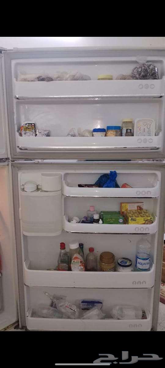 LG 21 cubic feet refrigerator, clean, for sale630050981658911111
