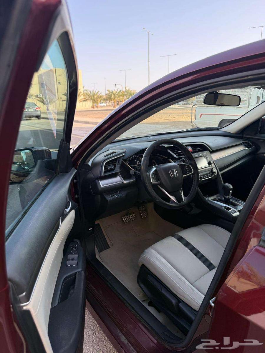 هوندا سيفيك 201863005098741889113